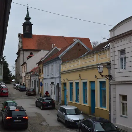 Under The Fortress Apartment