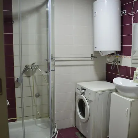 Apartment Under The Fortress *